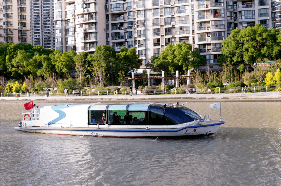 乘船从水路穿越城市腹地,苏州河游船正式面向公众开放!