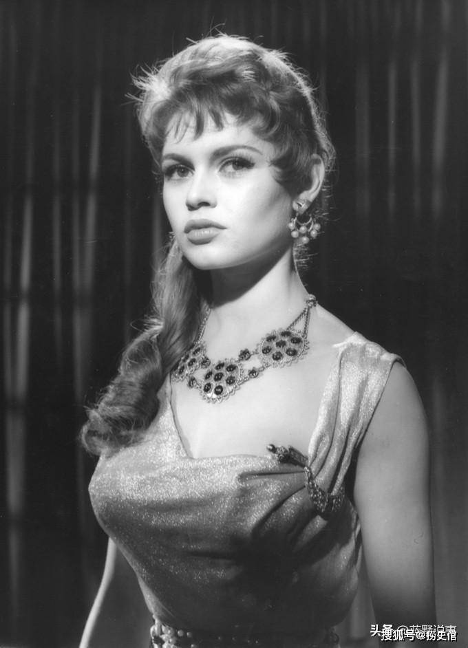 60年代性感偶像碧姬·芭铎,怎样解释自己频繁结婚?