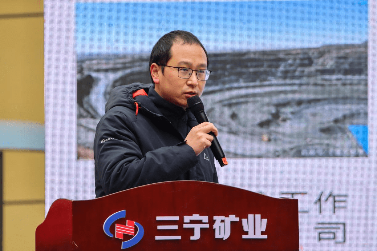智慧矿山砥砺前行 东风商用车无人驾驶矿卡试运行成功_智能化_宜昌