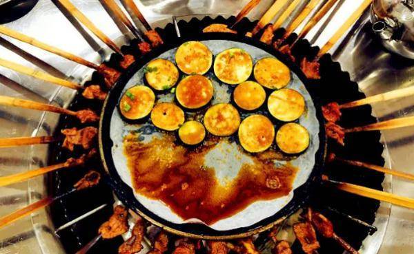 原创
            西昌的火盆烧烤真的很好吃吗？它和东北烧烤有什么不同呢？
                
                 