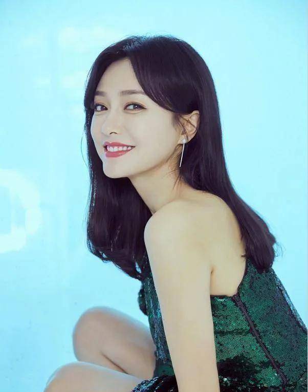 秦岚:为黄晓明赔付千万,为陆川倾尽家财,这次的魏大勋 .