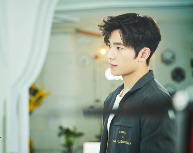 叶修回应嘉世粉丝的话很现实,杨洋粉丝:这其实就是杨洋的心里话_比赛