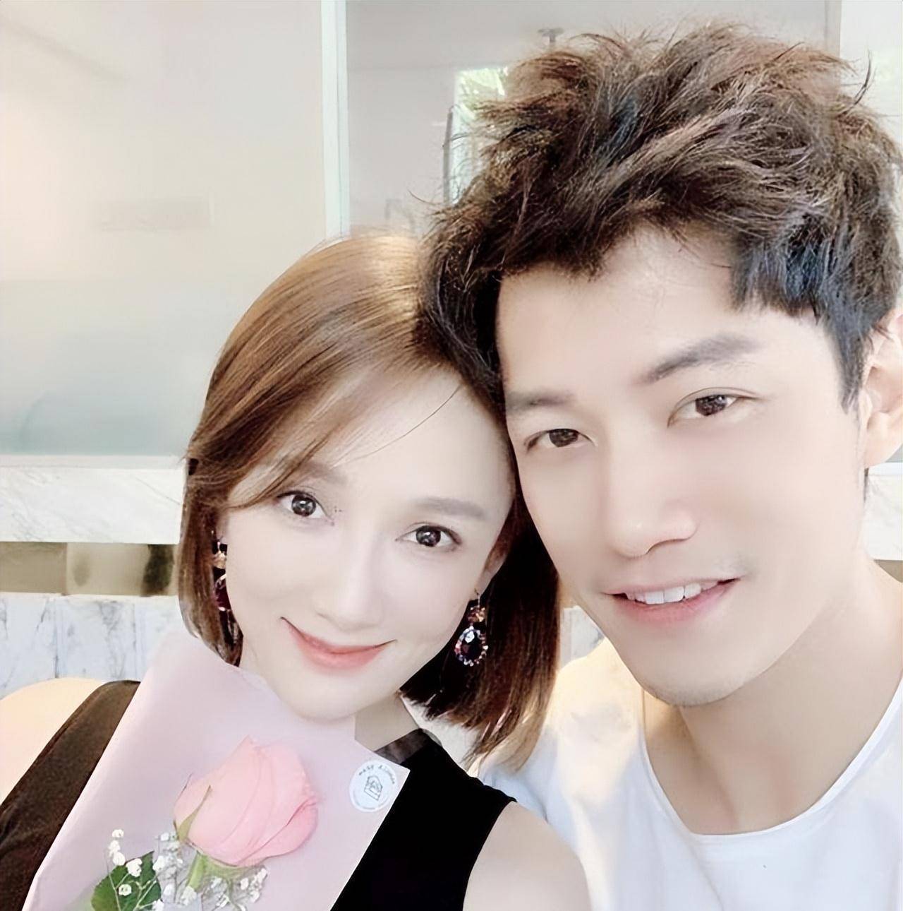 经纪人证实陈乔恩艾伦已结婚,否认陈乔恩未婚先孕的说法_祝福_喜讯