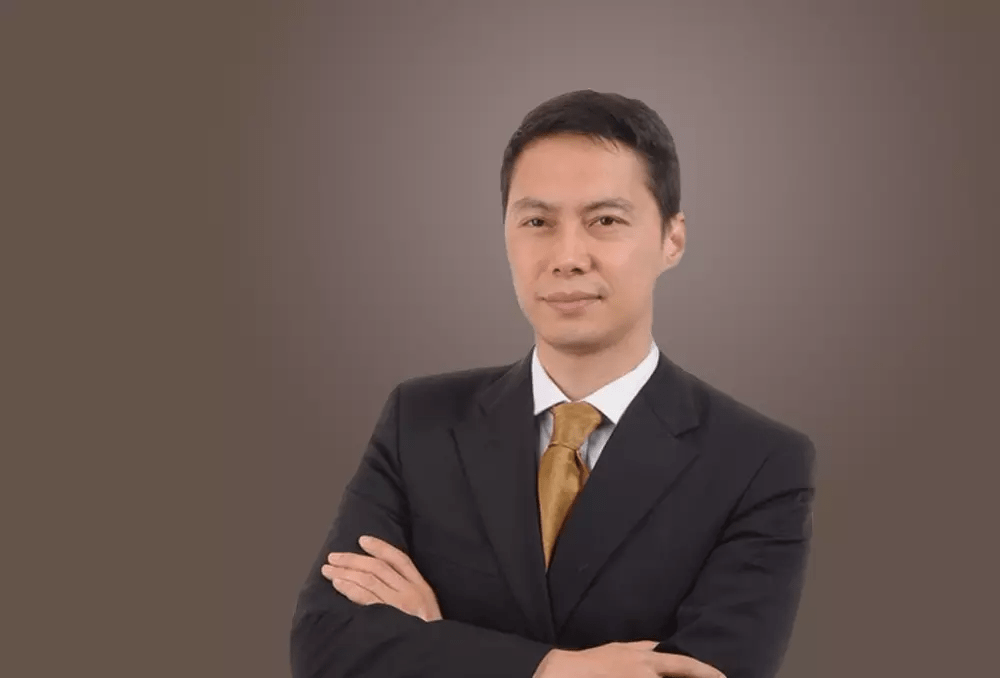 跑输大盘,规模缩水百亿,朱少醒神话难续_投资_基金经理_富国