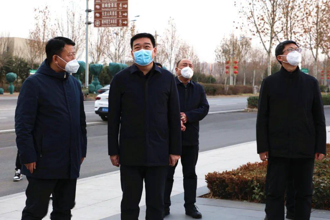 党政领导抓环保 | 峰峰矿区政府区长郭涛督导大气污染防治工作_道路