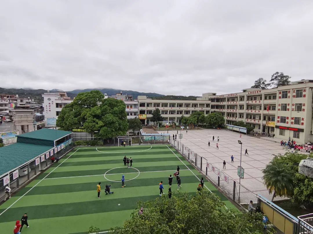 育时代新人——记河源市文明校园东源县黄村镇中心小学_文化_活动