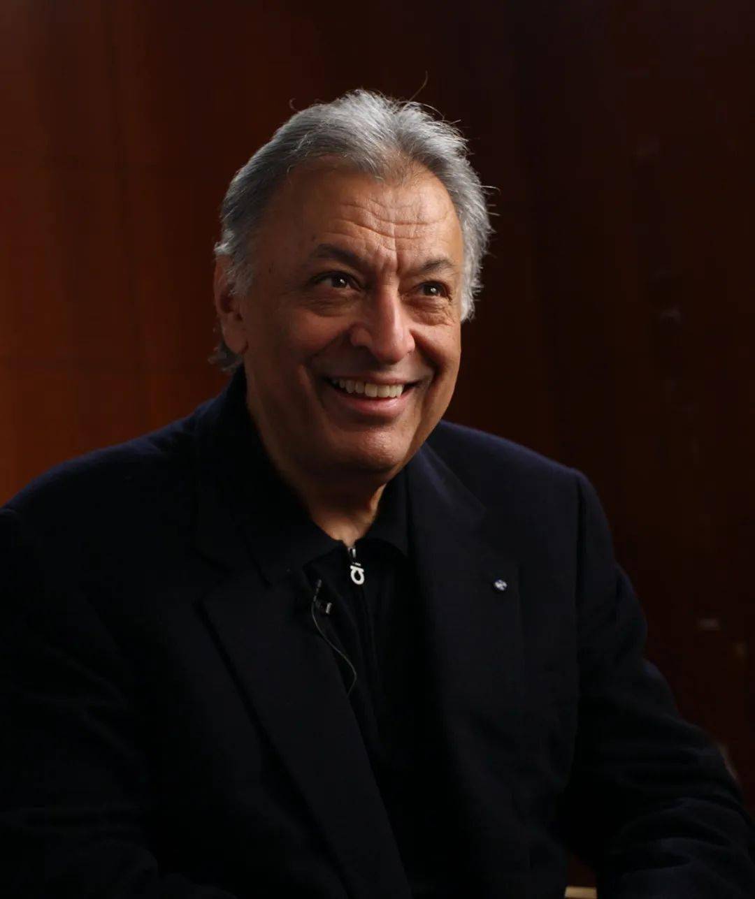 本期节目特别邀请到与三位指挥大师有过紧密合作的钢琴家郎朗,女高音