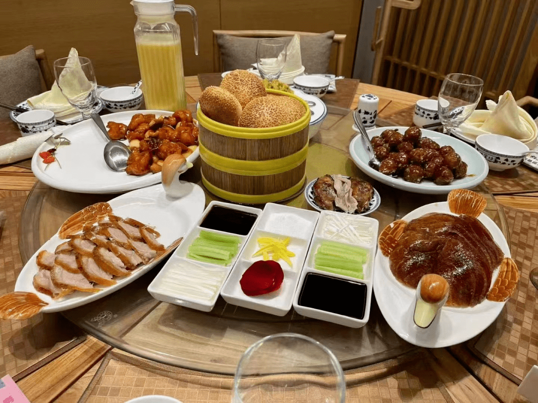 年夜饭预订开始啦!酒店餐饮业烟火气升温