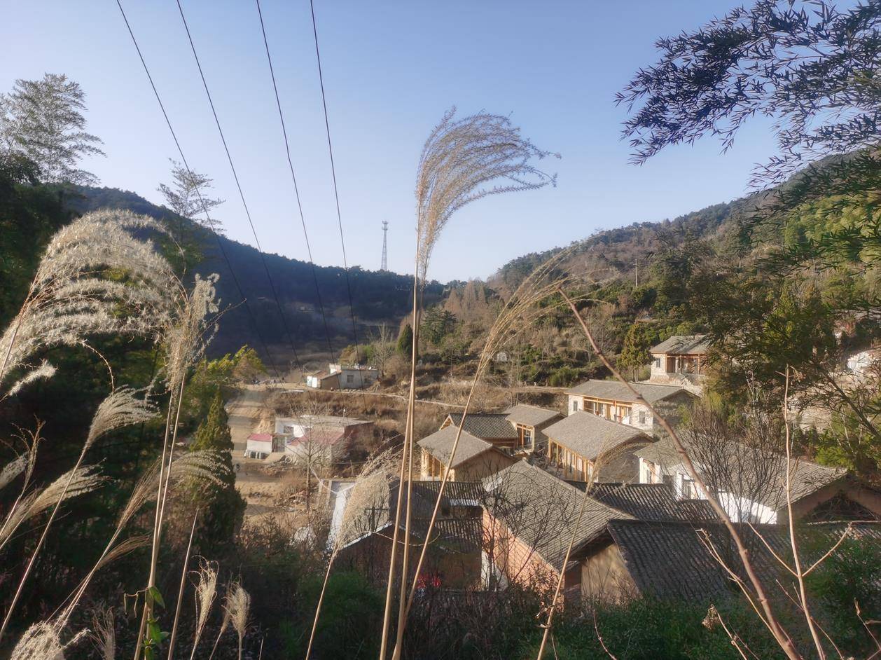 商城深山村崛起民宿群