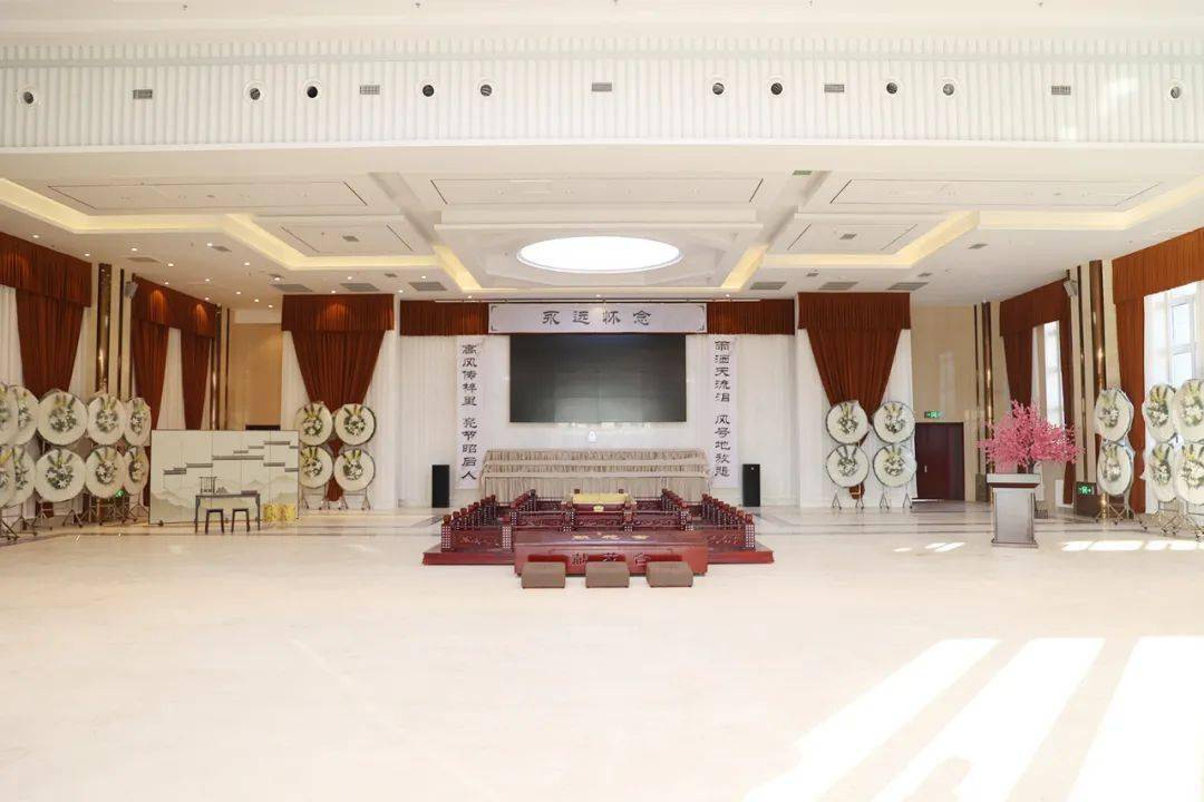 廊坊市殡仪馆(老馆)由于建设时间久远,设施老化等问题也将同日关闭