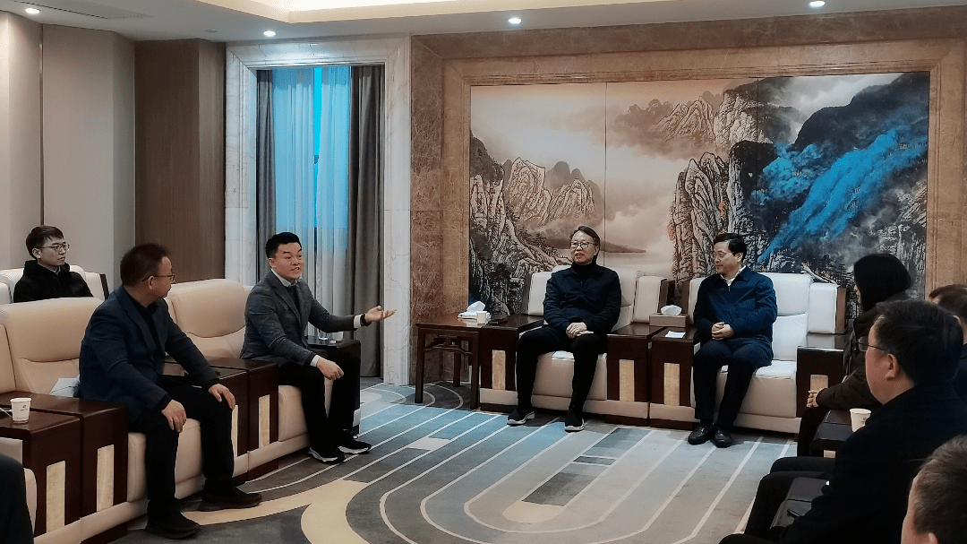 1月27-28日1月27日-28日,内蒙古兴安盟盟委书记张晓兵,盟长苏和陪同