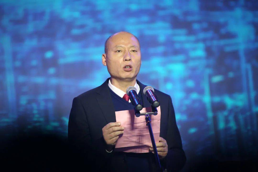 新中娇美"磅礴展开"于四个华章——新绛中学_校友_母校_李国红