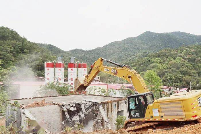 上防,吴上,上峒高速建设指挥部召开征地拆迁,用地报