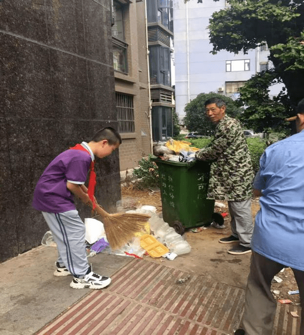 新时代好少年梁轩玮丨照亮自己温暖别人的"小太阳"_青少年_活动_曾都