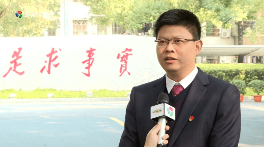 【学习贯彻党的二十大精神】鹤山市委书记刘志刚:争当广东县域高质量发展排头兵_行动_江门_产业