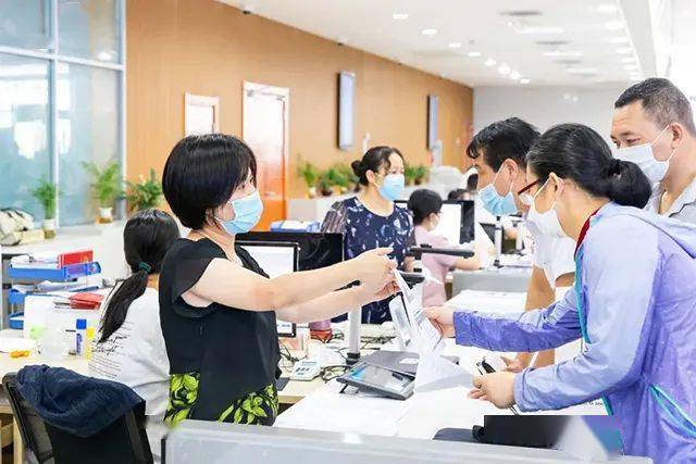 稳经济就是稳就业.