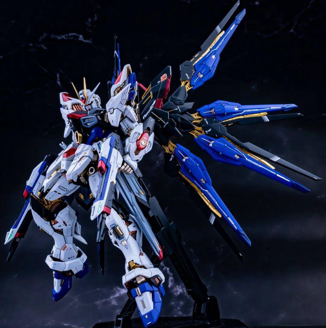 最终决战式样长这样……高达少女前来参战……战锤mk6动力甲星际战士