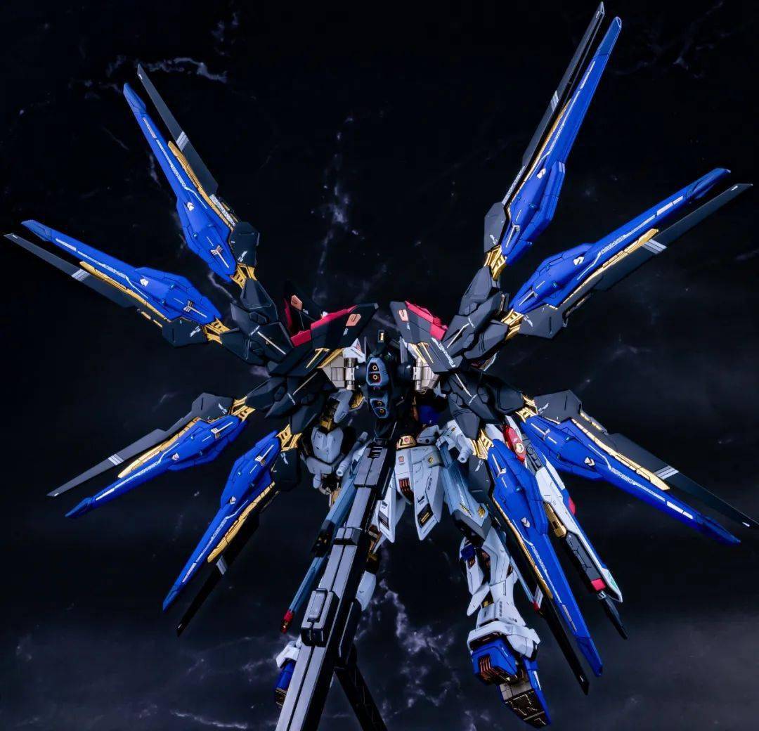 最终决战式样长这样……高达少女前来参战……战锤mk6动力甲星际战士