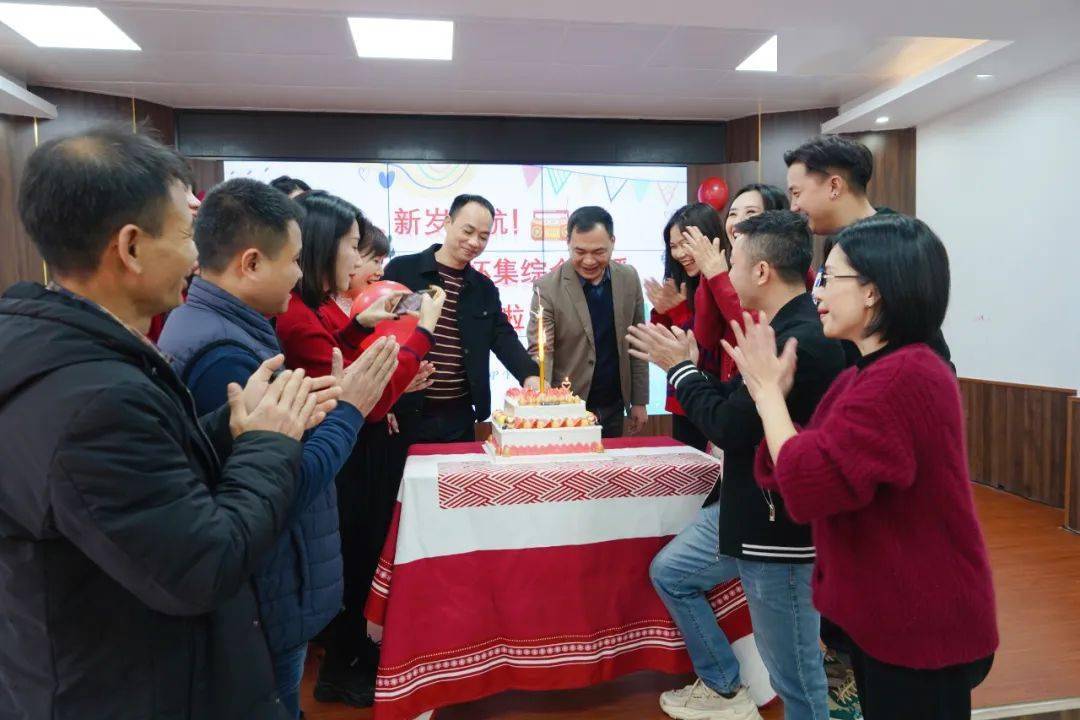 从1988到2023,怀集电台披荆斩棘走过了35年的光辉历程,在这35年间,无