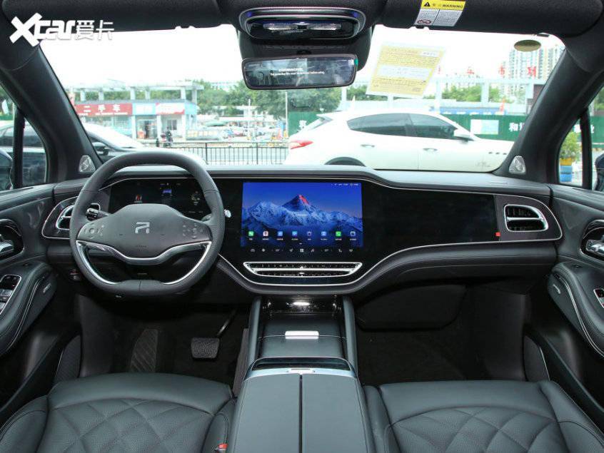 飞凡推出限时购车礼遇 R7车电分离价21.85万元起_搜狐汽车_搜狐网