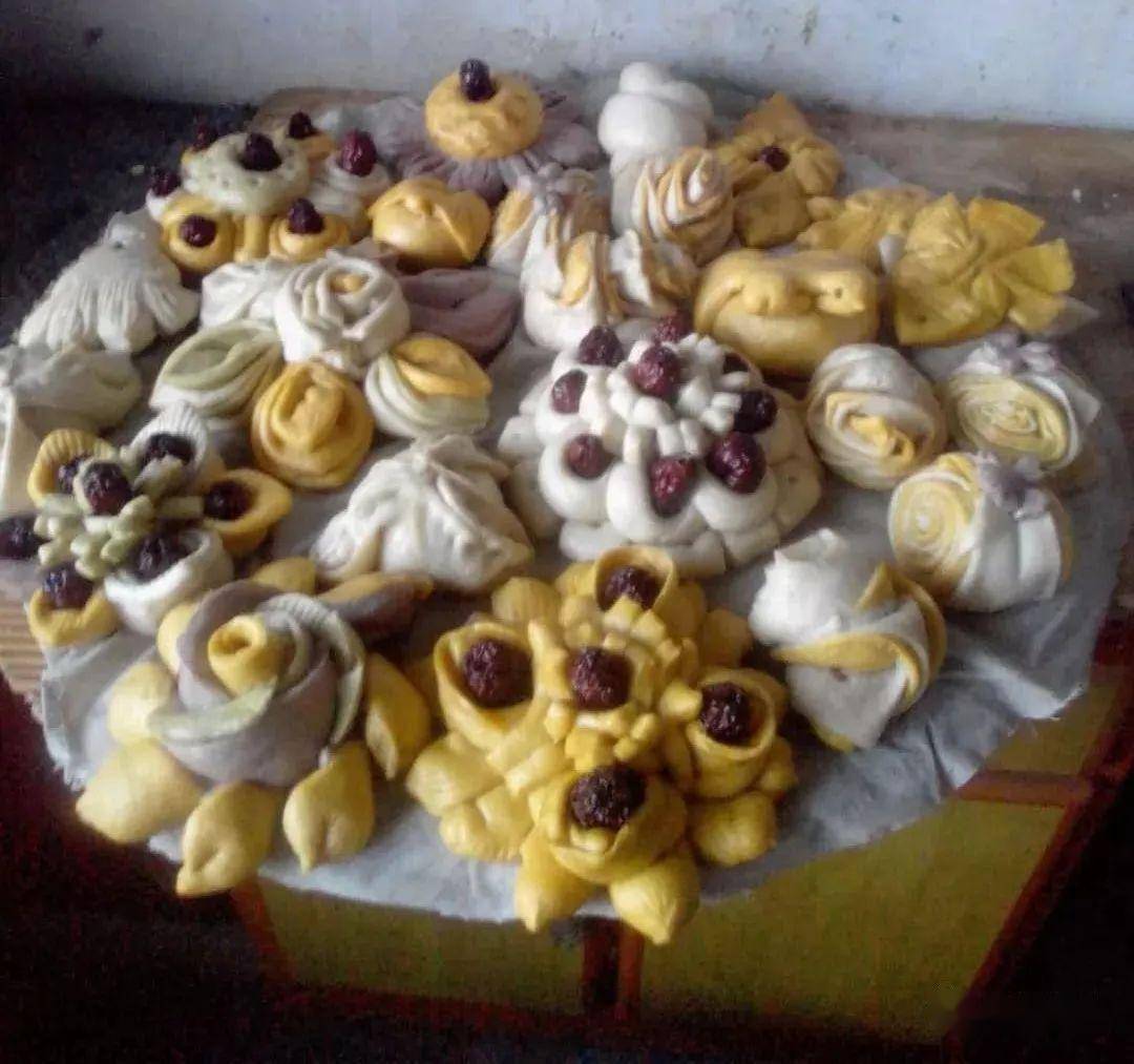 (摄影:王秀方)3,蒸年糕,蒸馒头.