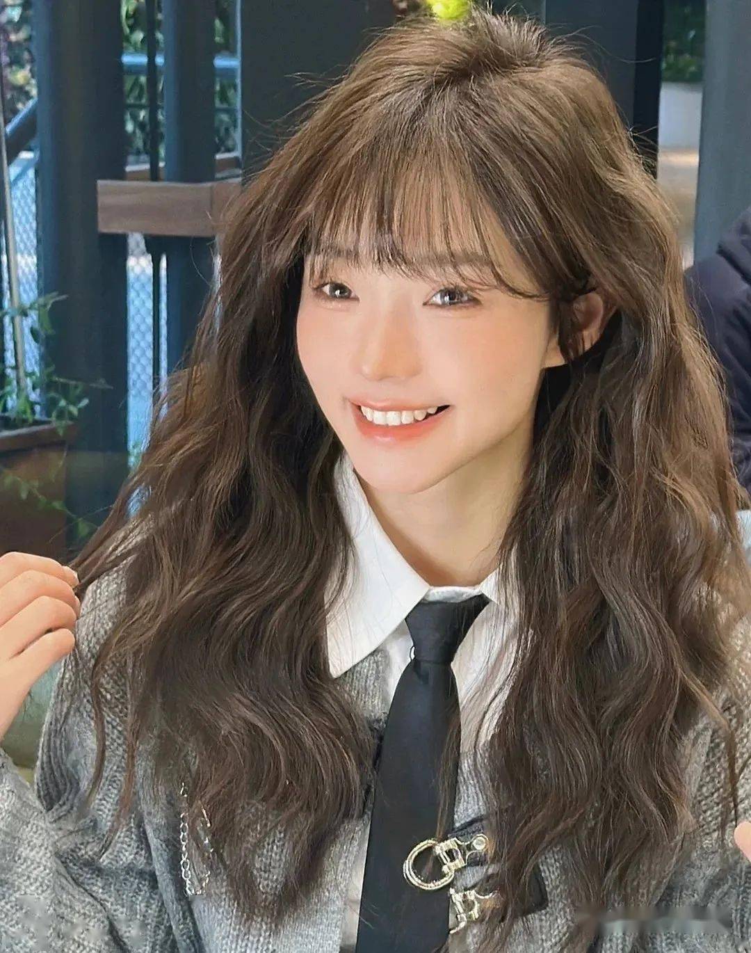 年底烫发就选"法式蛋蛋烫",减龄显气质_发型_妹子_网络