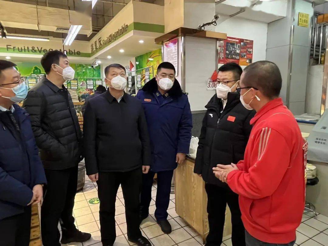 东山区东山区常务副区长张禹带队开展春节前消防安全检查.