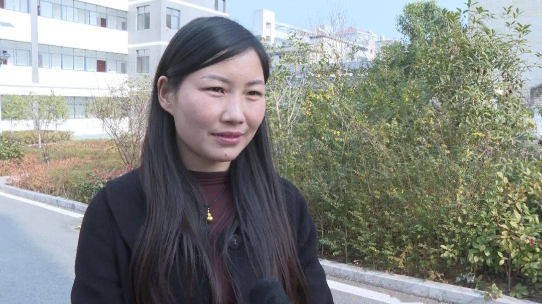 商铺 樊老板新的一年了,祝自己多多发财,祝自己的家人健康平安.