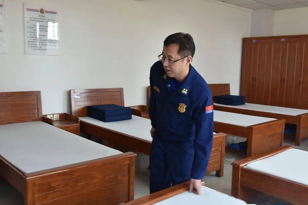 定西市消防救援支队陶锐政委深入临洮大队检查指导工作_慰问_管理