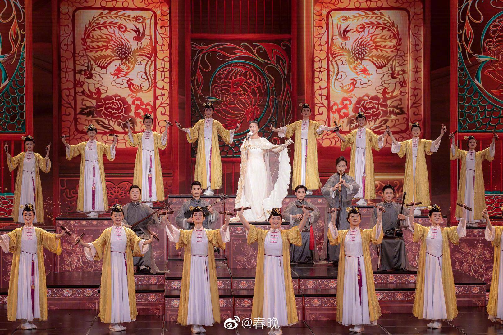 春晚公开《百鸟归巢》舞台细节 谭维维发长文揭震撼开唱幕后_泉州