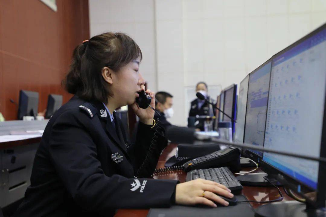 "您好,安定110……"只要拨打110求助,电话那头传来的总是这样一声令人