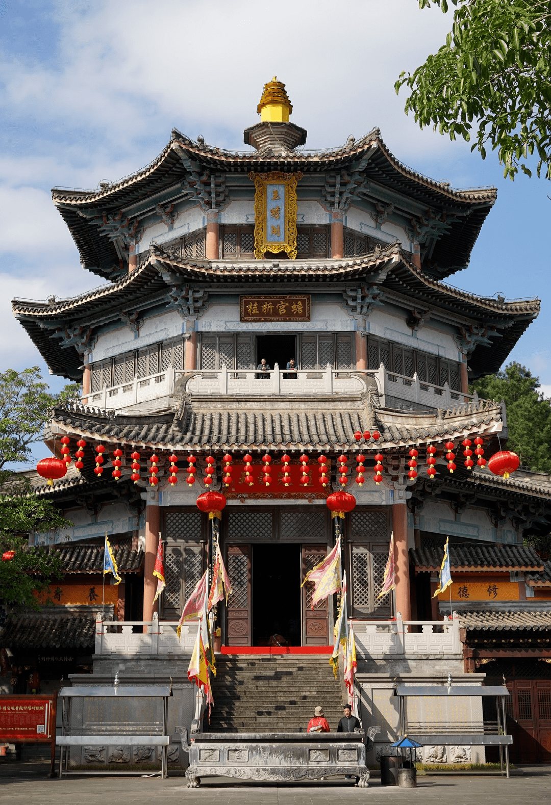 圣地定安文笔峰作为海南春节登山祈福的必打卡之地,不仅拥有玉蟾阁