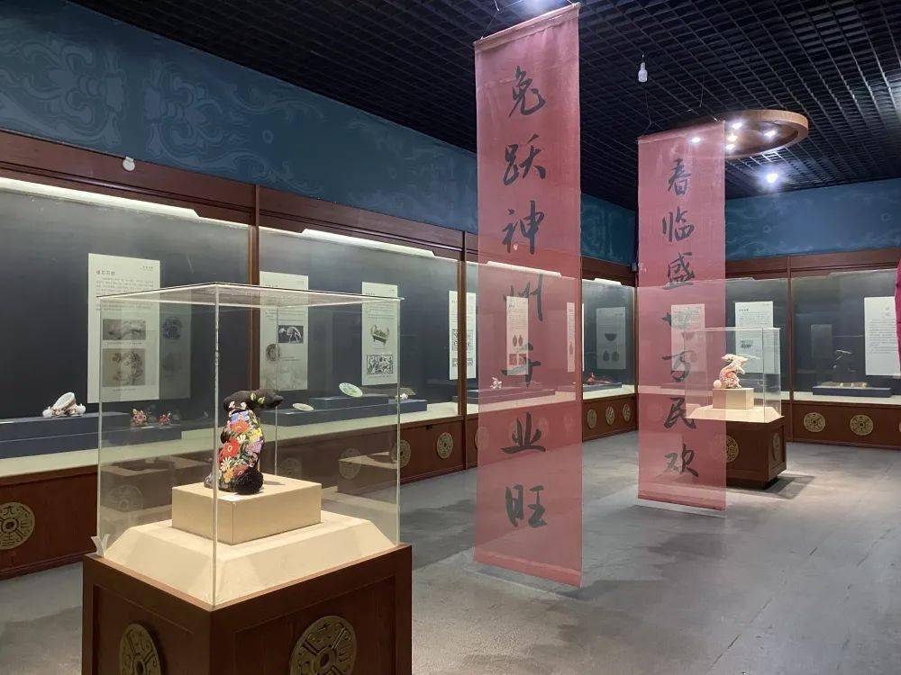央广播出鹰潭市博物馆开展中国兔文化百馆联展庆新春_展览_生肖_玉兔