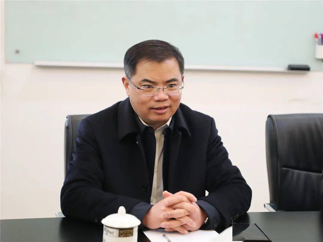 走访中陆崇珉强调要巩固常态化企业走访调研机制,多