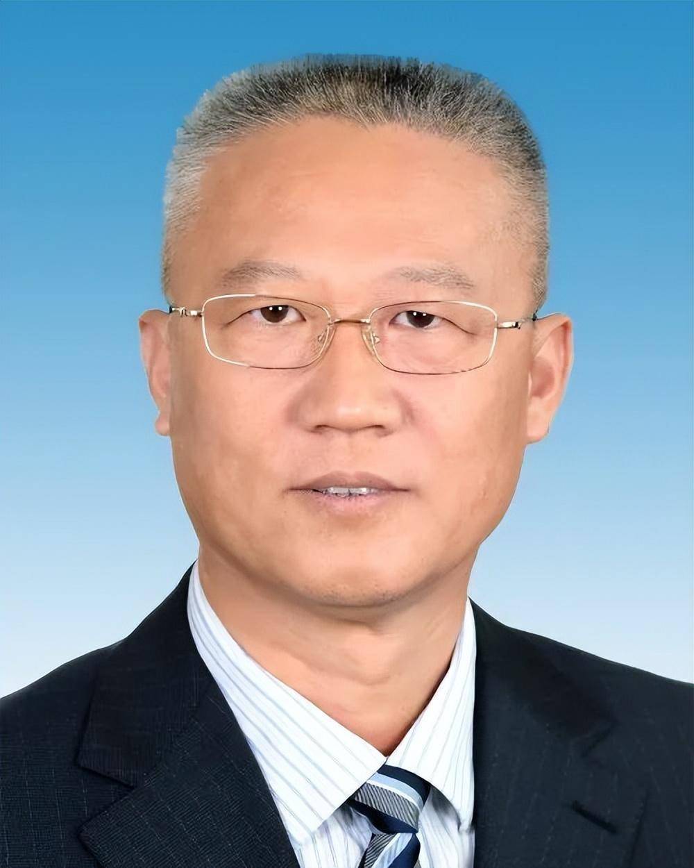 辛树人拟出任恒丰银行董事长_工作_陈颖_王锡峰