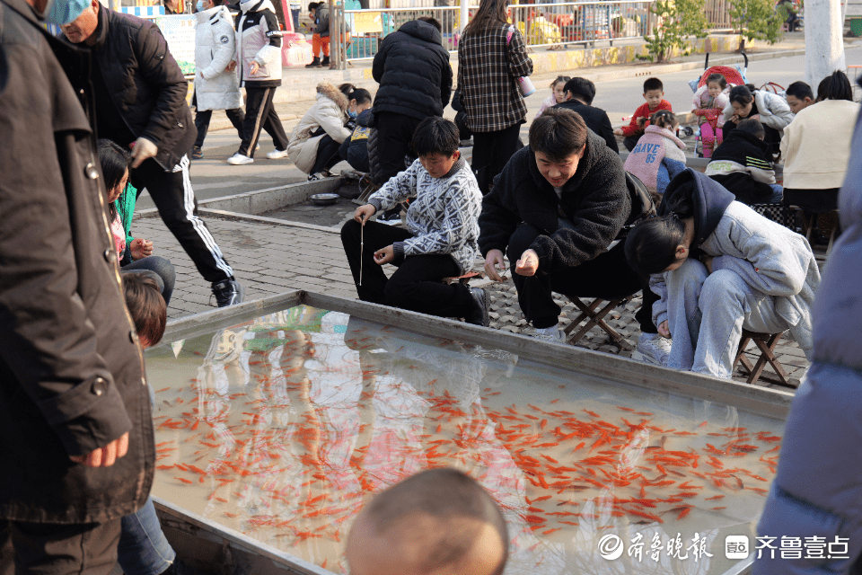 去棗莊人民公園來一場春天的約會吧_運行_笑聲_大人