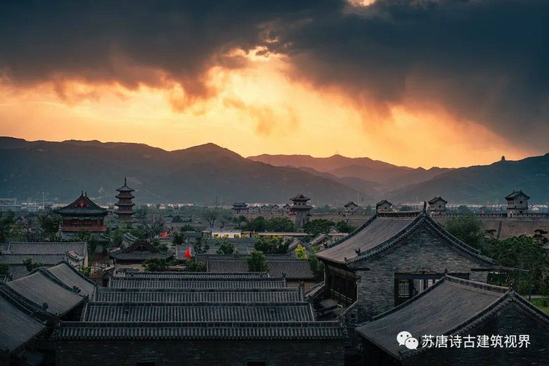 张张都是壁纸！张艺谋《满江红》带火太原古城之后: 山西文旅财产应学会从“借光”到“造光”