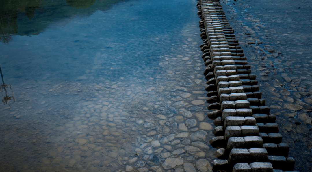 登上央视春晚的"碇步桥",原来在这个小镇!_仕阳镇_表演_大院