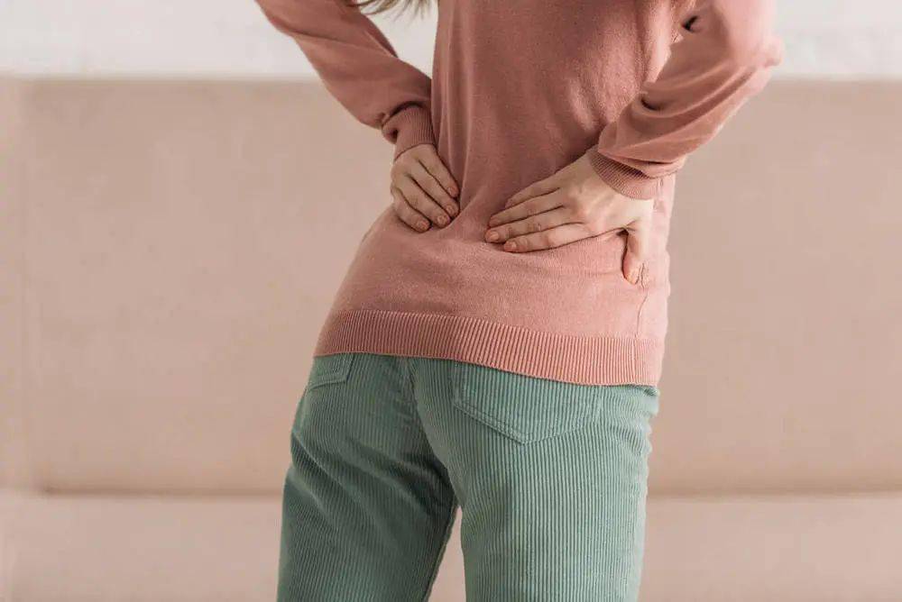 女性腰痛,这五种「妇科病」一定要重视!