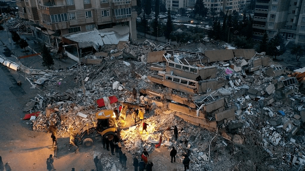 他在地震中失聯,知名男星,節目組發聲!_唐小強_中國政府_土耳其