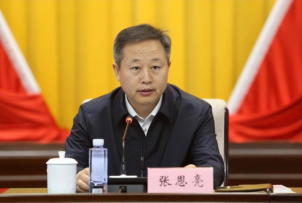 挪用公款3000万同一天,黑龙江省鹤岗市政府党组成员,副市长姜永涛涉嫌