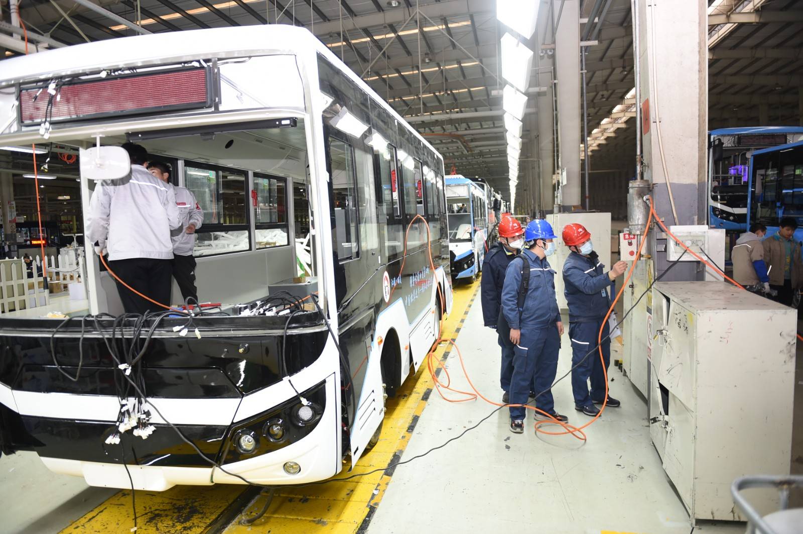 2月7日,走进奇瑞万达贵州客车股份有限公司(以下简称"奇瑞万达")生产