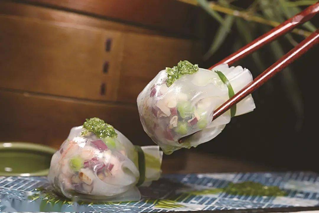 当你看到林洪笔下的"山海兜""煿金煮玉""傍林鲜"这些字眼,也许根本