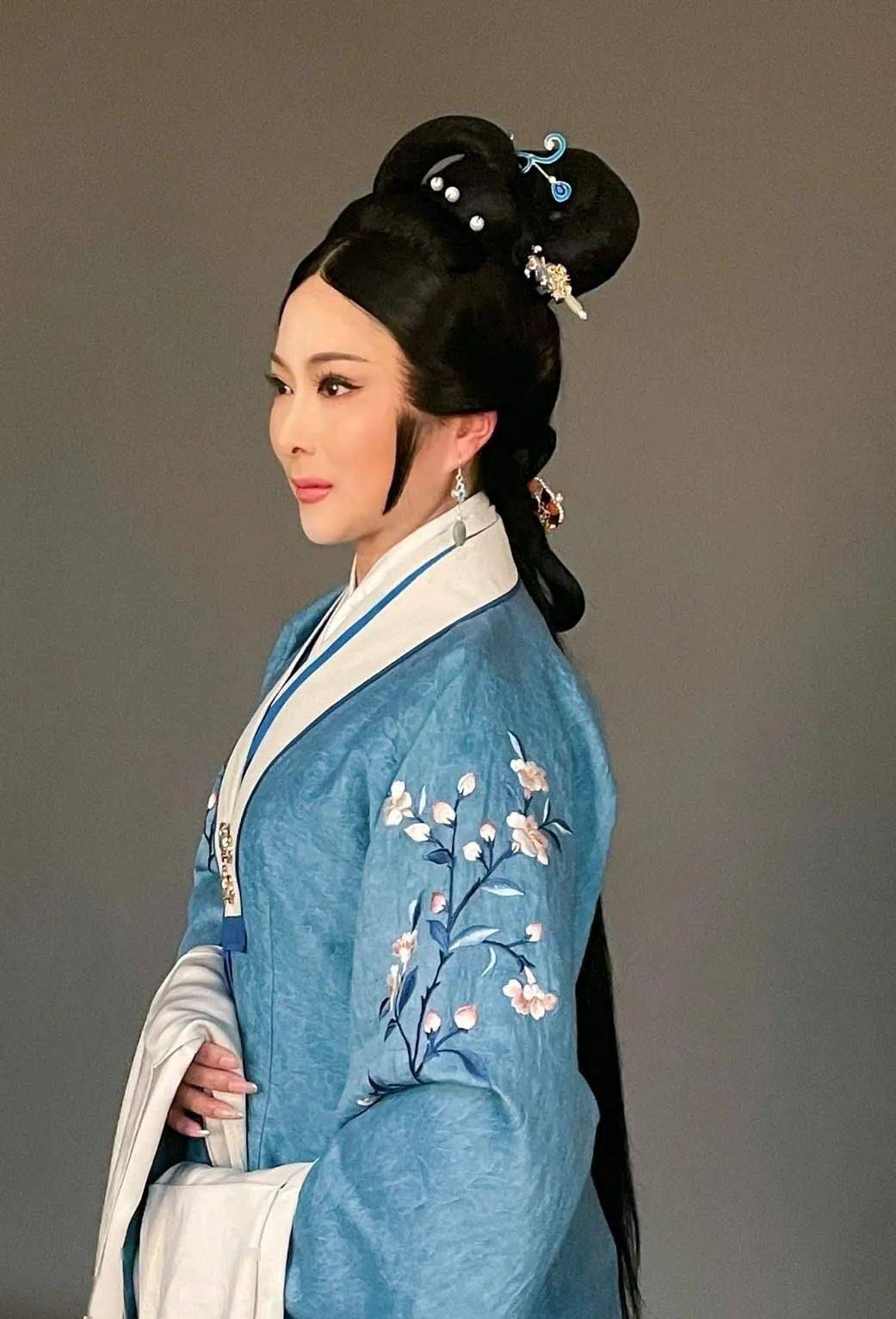 【文化绍兴】今晚播出丨庞丽丽:用服饰展现戏曲之美_服装_节目_工艺