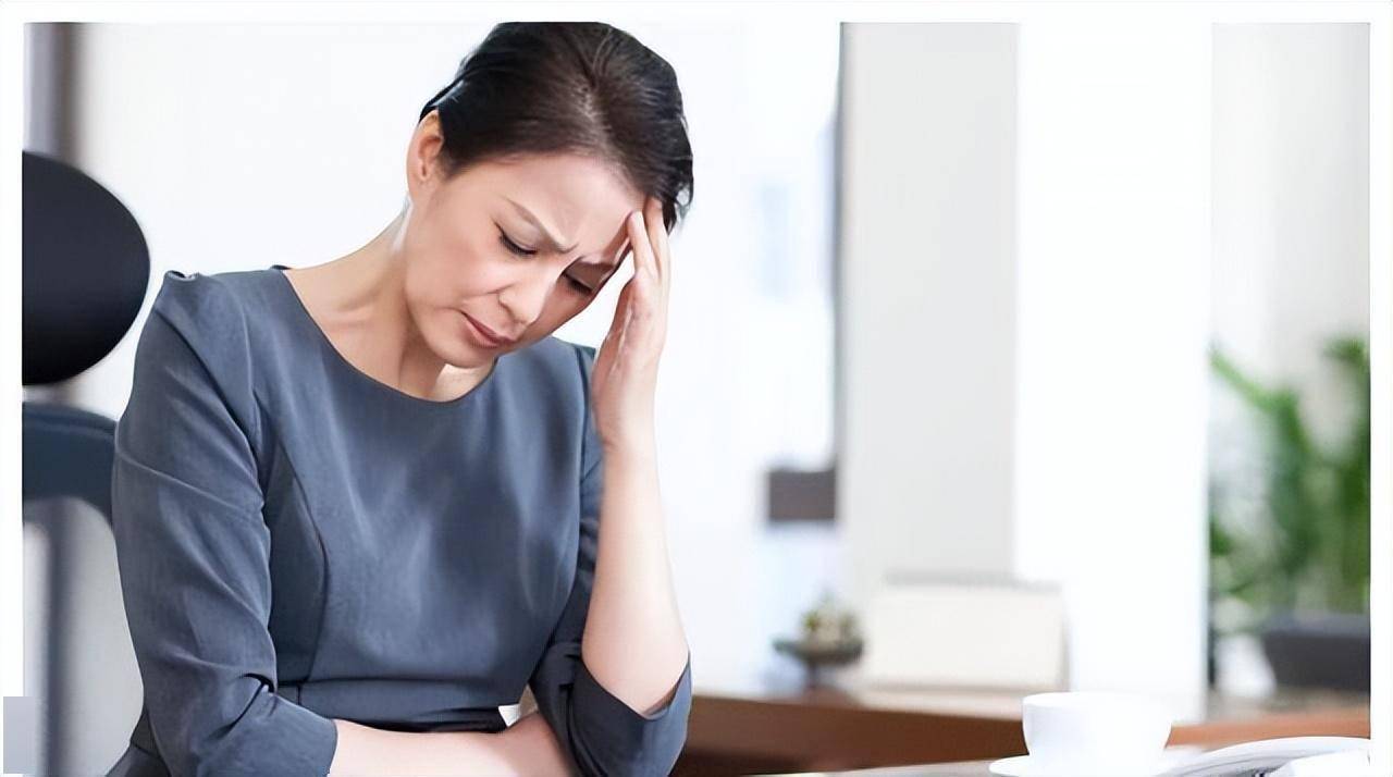 如何判断女性是否进入更年期?可对照自查一下,超过六分或要注意