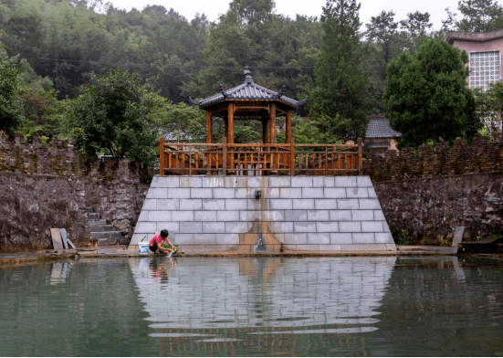 南陵何湾龙山村景点图片