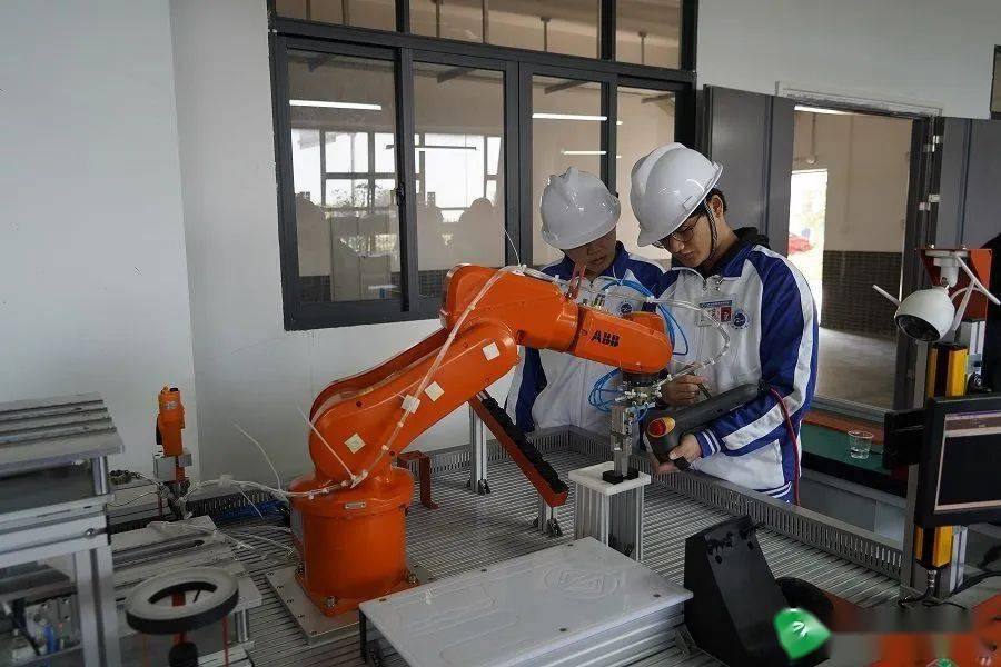 汕頭中博職業(yè)技術(shù)學(xué)校_廣東春季高考_中職學(xué)生參加高考