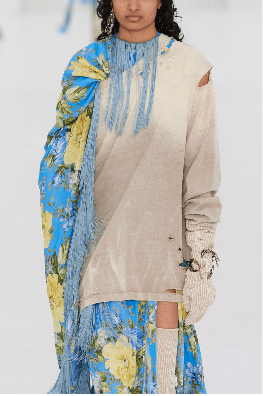 细节| 盘点有趣的非对称设计,感受服装的结构之美_pain_趋势_emil