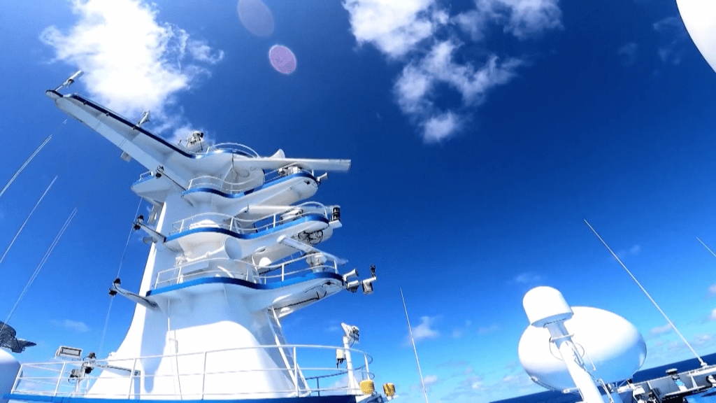 我国第三代航天远洋测量船远望5号开启2023年度首航