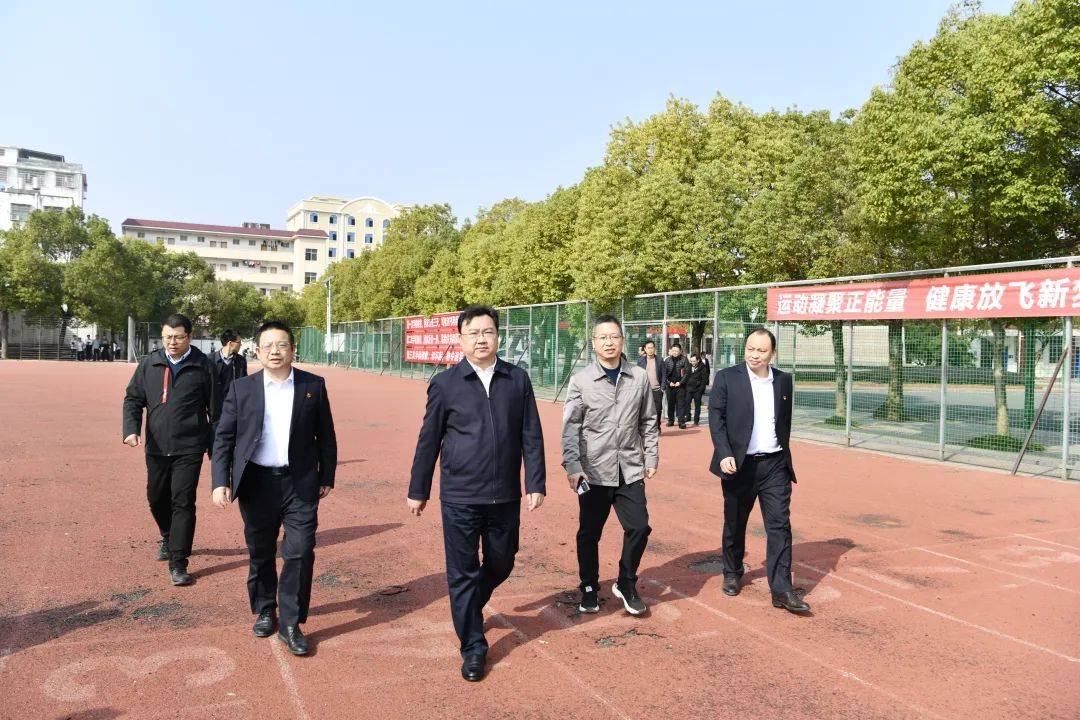 刘章宏调度兴国平川中学百年校庆筹备工作_发展_支持_盛会